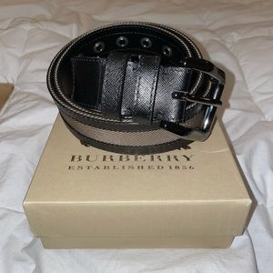 Authentic Burberry Belt size 40